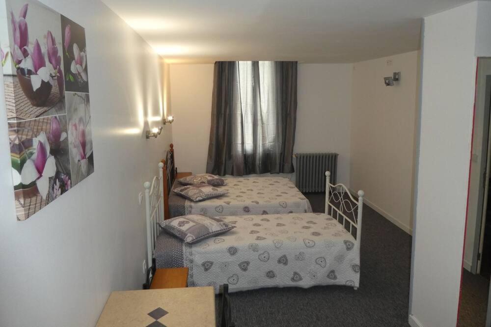 Etanit ! Etape Calme Et Parking Velo, Bicycle - Connection Tous A 1Mn Bus,Train Et Aeroport - Plein Centre De Beziers Pour Visiter,Manger - Chambres Climatisees, Spacieuses Amenagees Pour Singles, Couple, Et Ou Familles - Consigne Et Petit Dej En Plu ภายนอก รูปภาพ